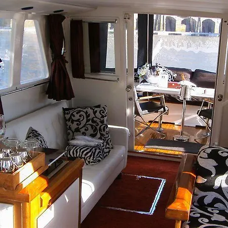 Botel Maria Callas Yachthotel Rotterdam