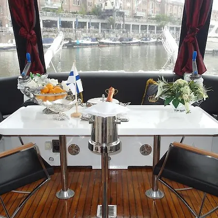 Maria Callas Yachthotel