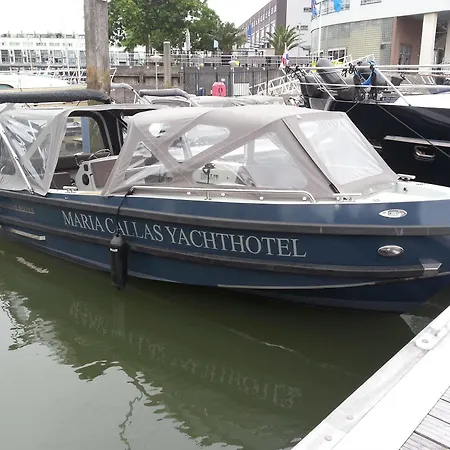 Maria Callas Yachthotel Botel 4*